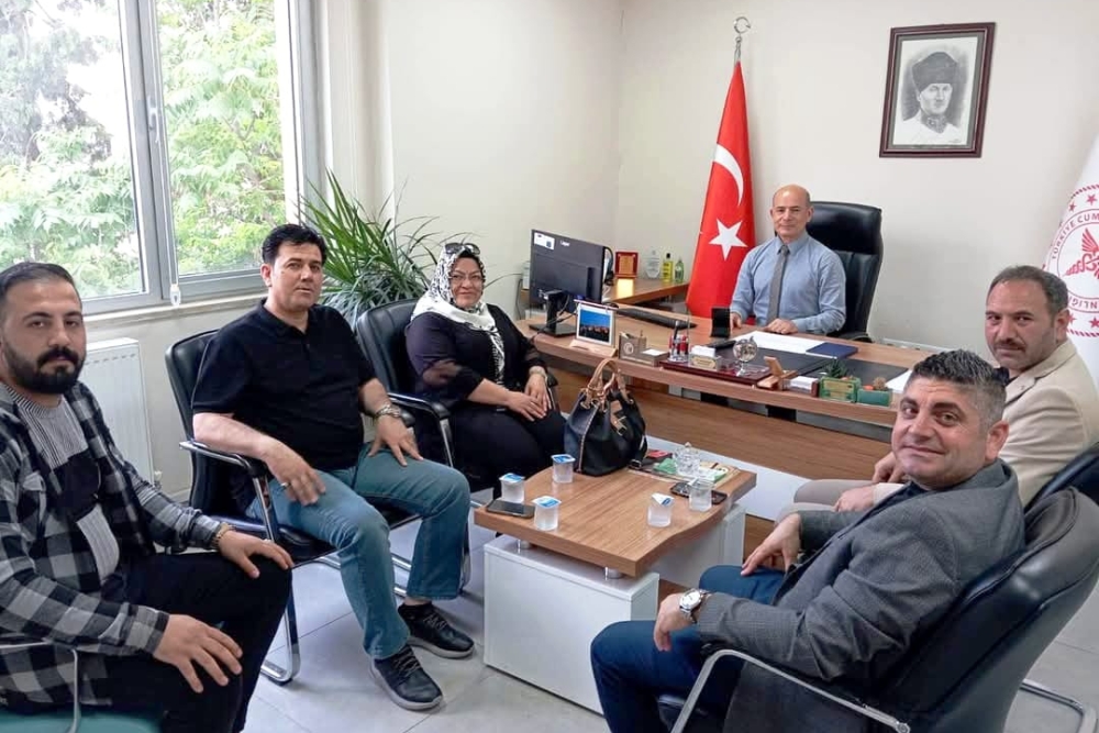 Genel Başkanımız Menduh TIĞTEPE, Genel Başkan Yardımcımız Şerife AKDEMİR ve Mevzuattan Sorumlu Yönetim Kurulu Başkanımız Kemal DEMİR tarafından Güneydoğu Anadolu Bölge Başkanlığı ve ŞanlıUrfa İl Teşkilatı ile Kurum ziyretleri gerçekleştirildi