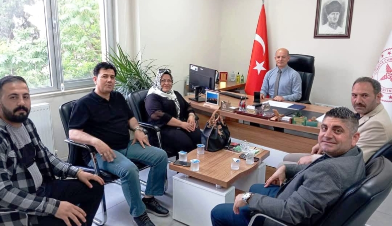 Genel Başkanımız Menduh TIĞTEPE, Genel Başkan Yardımcımız Şerife AKDEMİR ve Mevzuattan Sorumlu Yönetim Kurulu Başkanımız Kemal DEMİR tarafından Güneydoğu Anadolu Bölge Başkanlığı ve ŞanlıUrfa İl Teşkilatı ile Kurum ziyretleri gerçekleştirildi